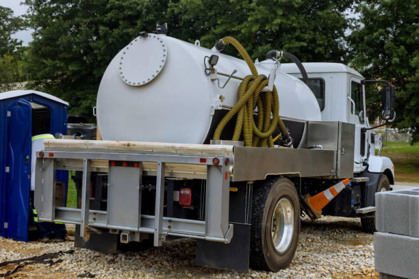 Portable Toilet Options We Offer in Muleshoe, TX